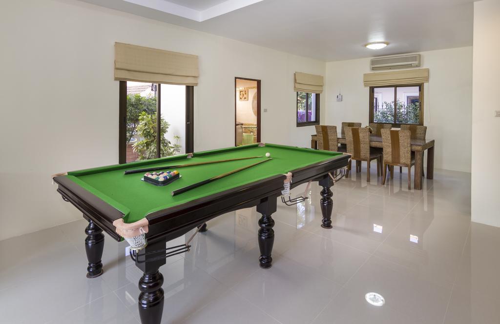 Ratana Villa - Pattaya Holiday House Walking Street 7 Bedrooms ภายนอก รูปภาพ