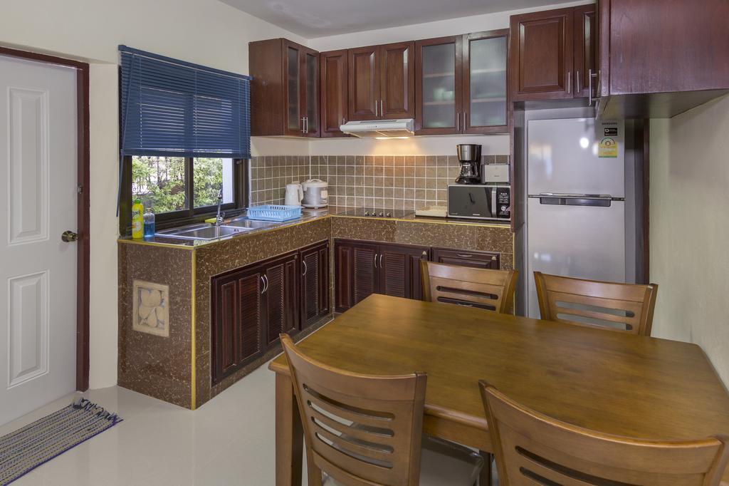 Ratana Villa - Pattaya Holiday House Walking Street 7 Bedrooms ภายนอก รูปภาพ