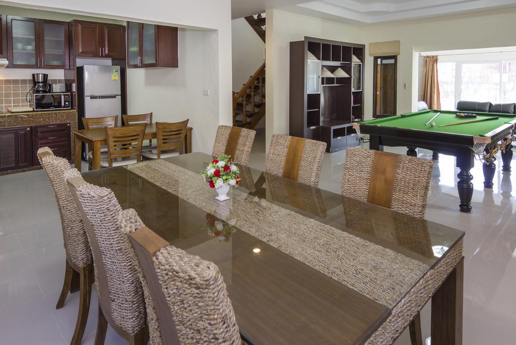 Ratana Villa - Pattaya Holiday House Walking Street 7 Bedrooms ภายนอก รูปภาพ