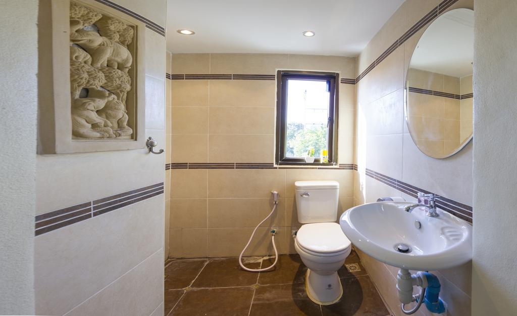 Ratana Villa - Pattaya Holiday House Walking Street 7 Bedrooms ภายนอก รูปภาพ