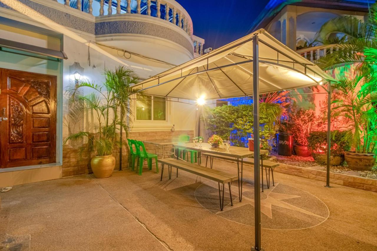 Ratana Villa - Pattaya Holiday House Walking Street 7 Bedrooms ภายนอก รูปภาพ